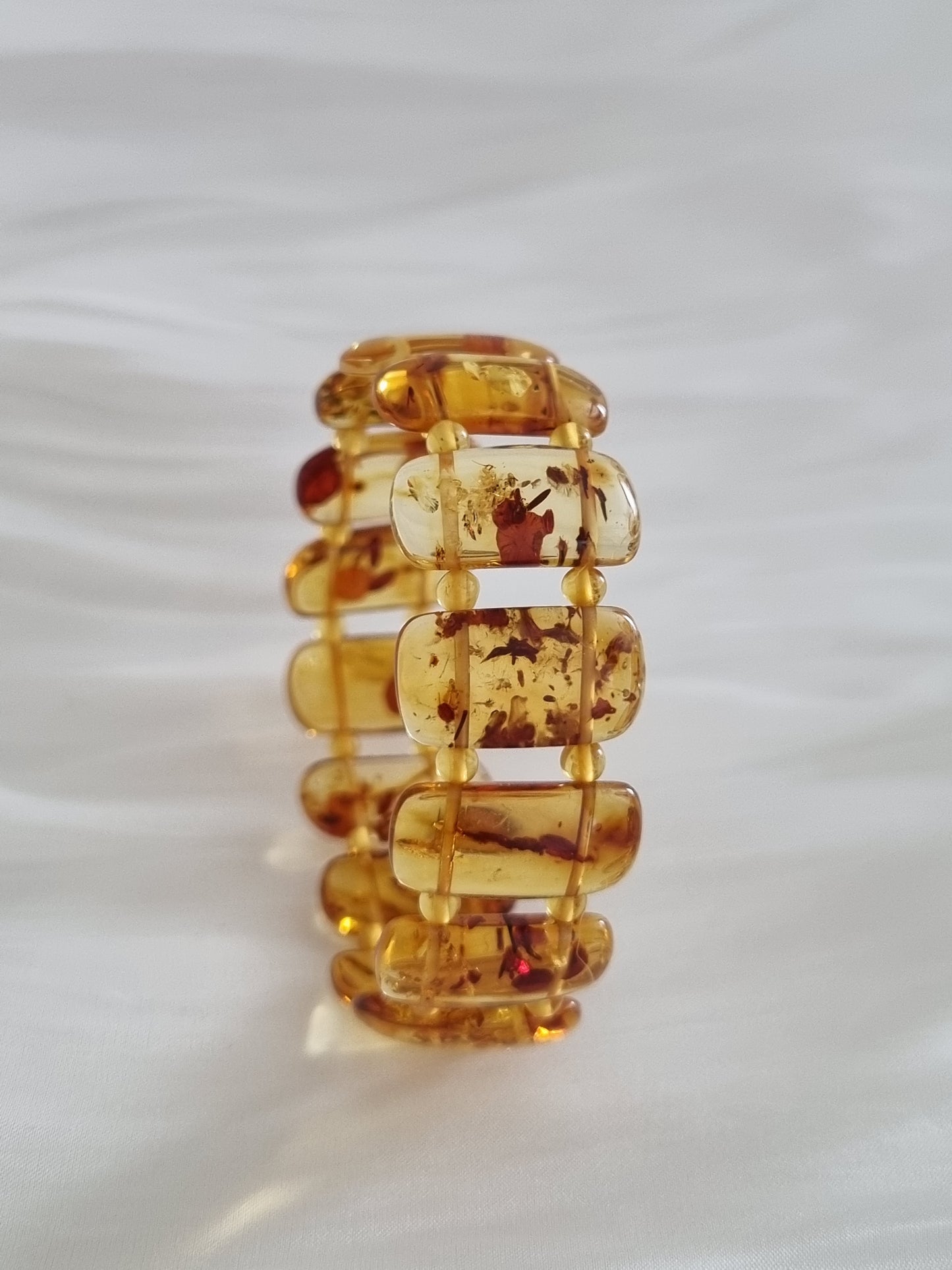 Golden Flower Amber ShouPai Bracelet