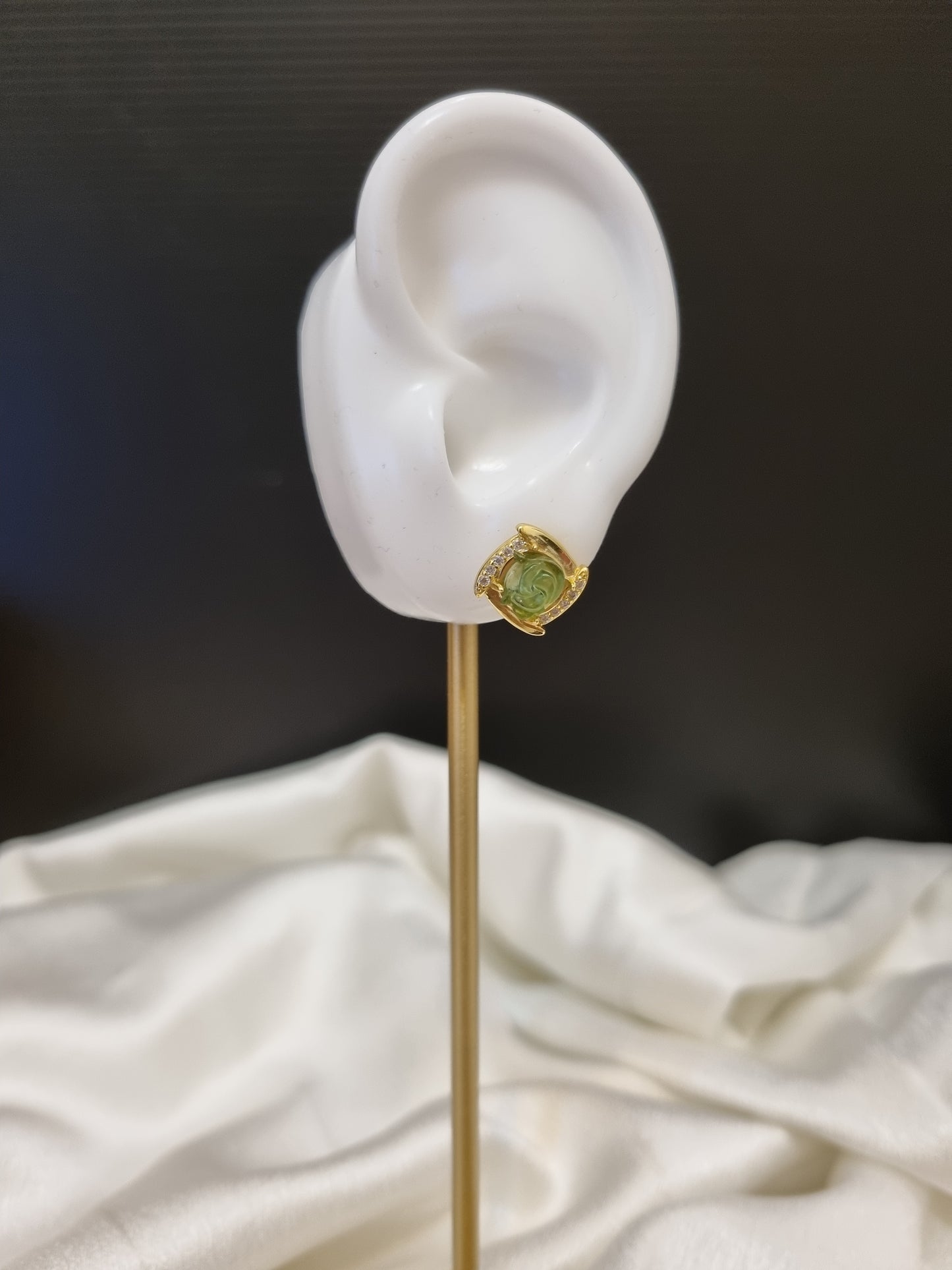 Rose-Carved Green Tourmaline Earstud