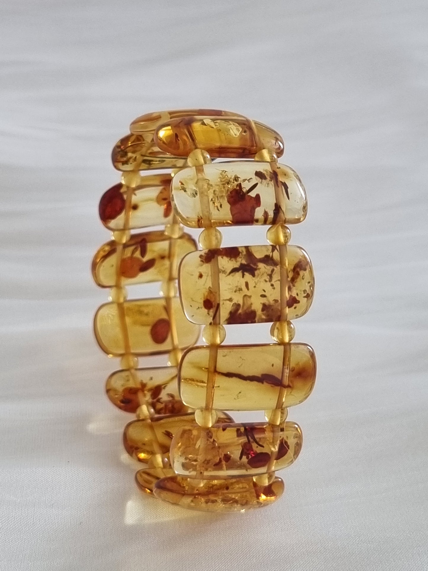 Golden Flower Amber ShouPai Bracelet