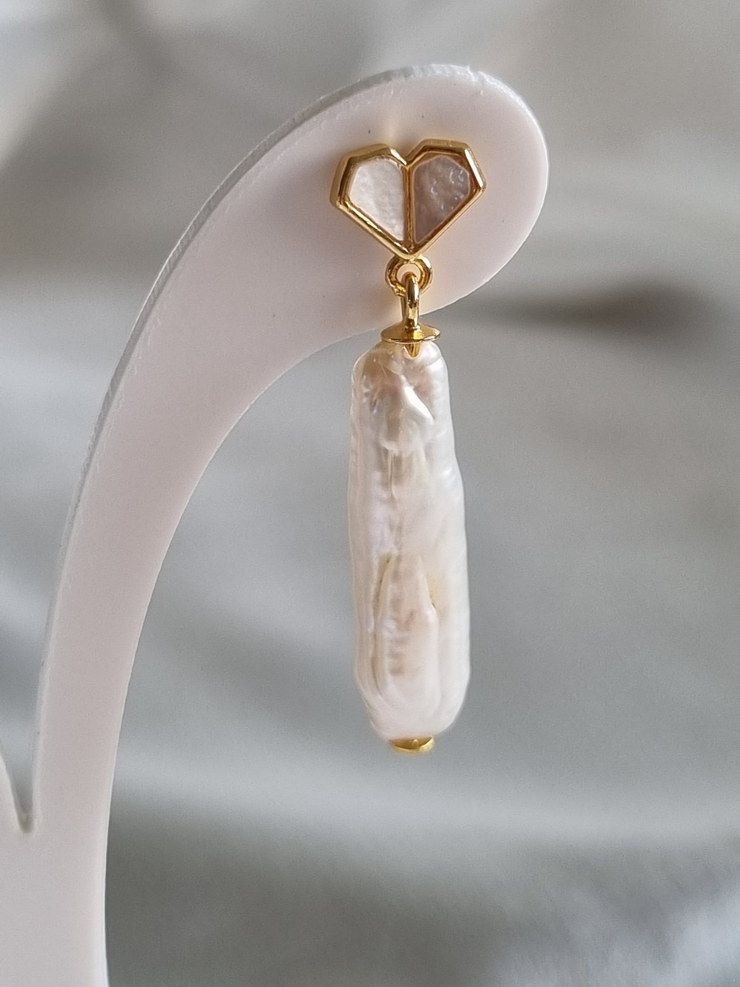 Baraquo Pearl Earrings