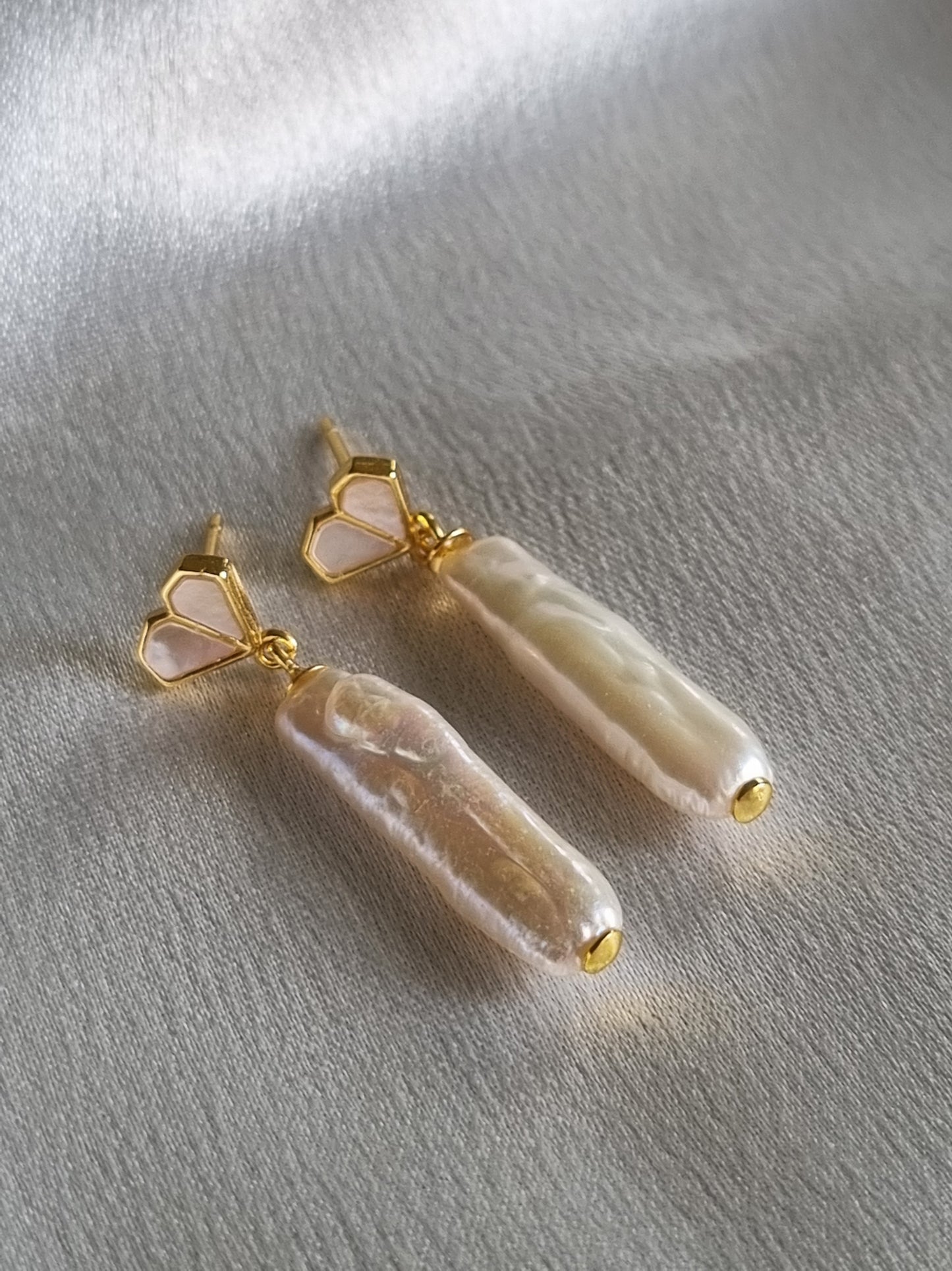 Baraquo Pearl Earrings