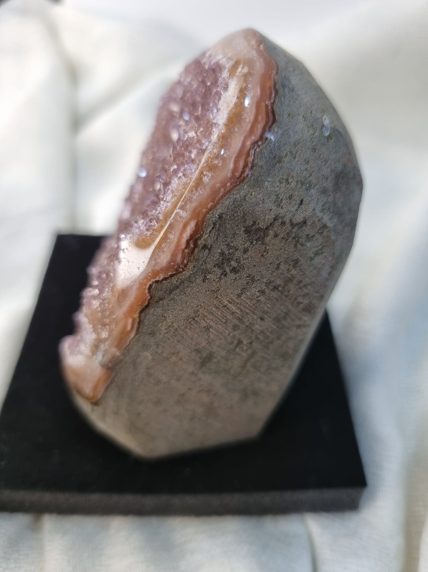 Amethyst Geode - Caramel Based with Lavender Teeth Cut Base