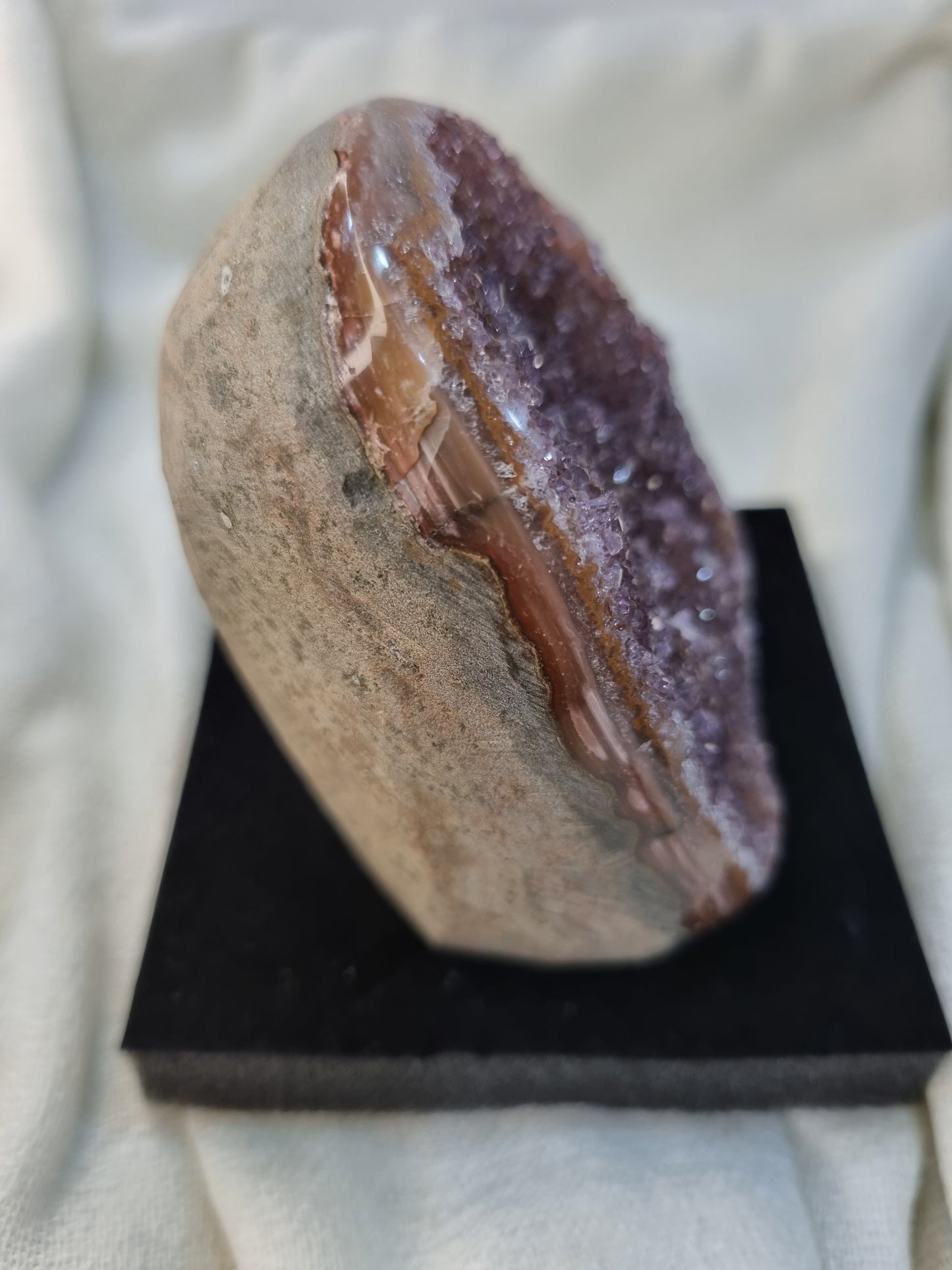 Amethyst Geode - Caramel Based with Lavender Teeth Cut Base