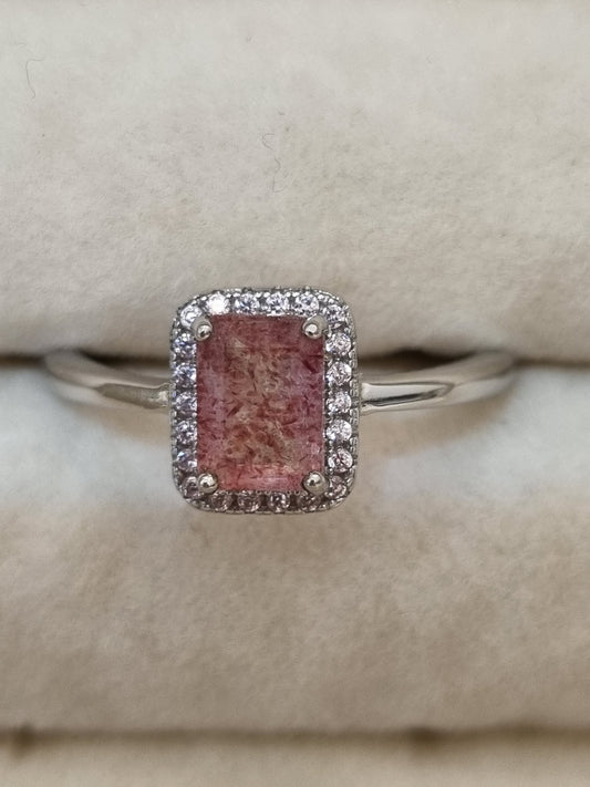 Strawberry Quartz Ring