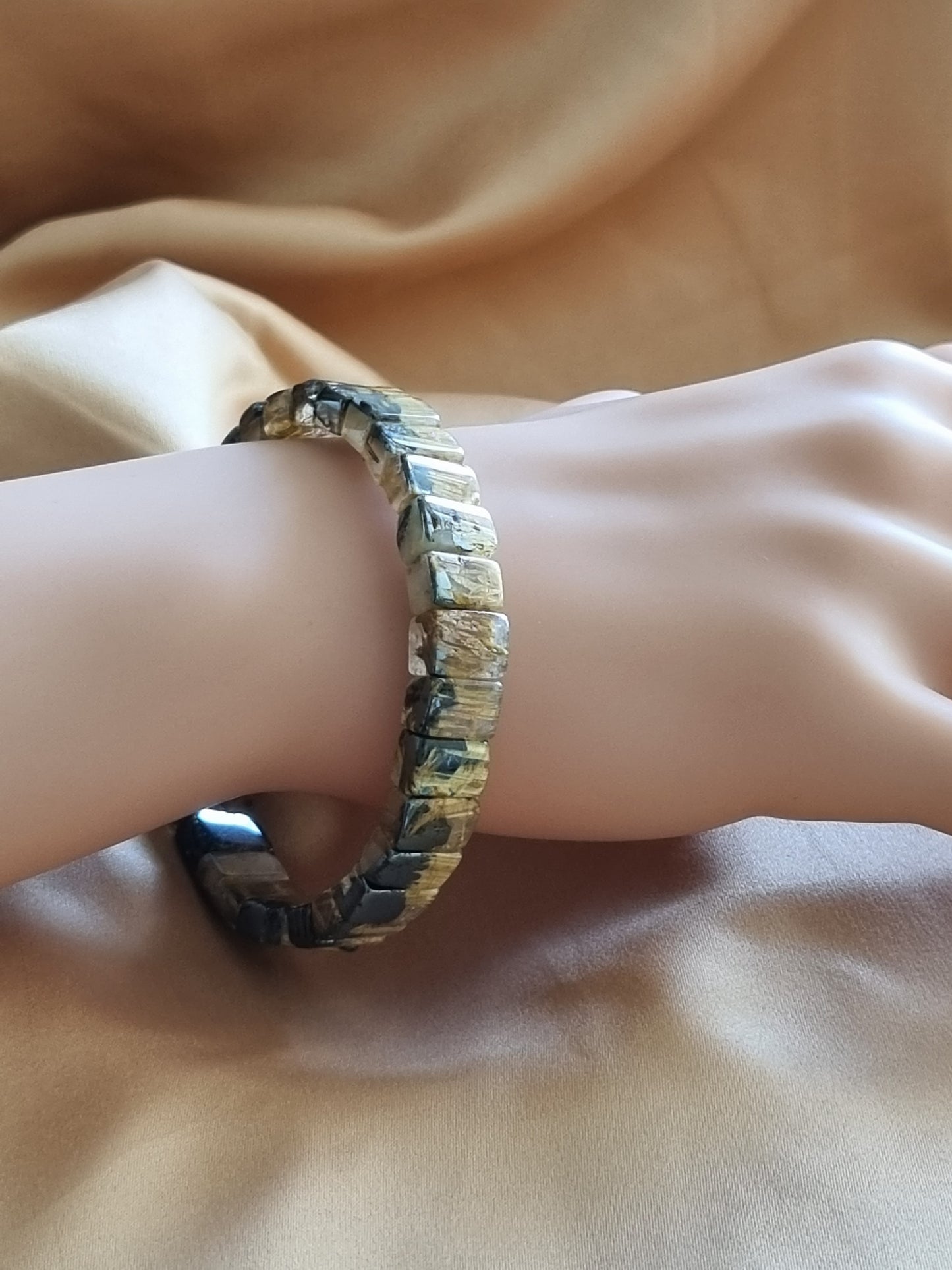 Golden Titanium Rutilated Quartz Bangle