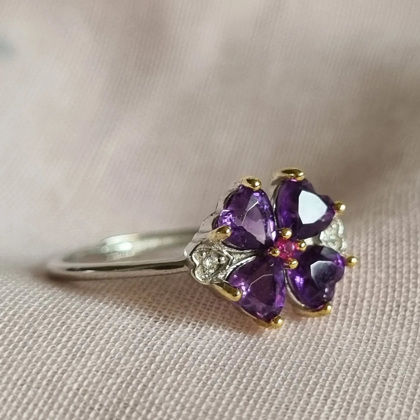 Amethyst Ring | Clover