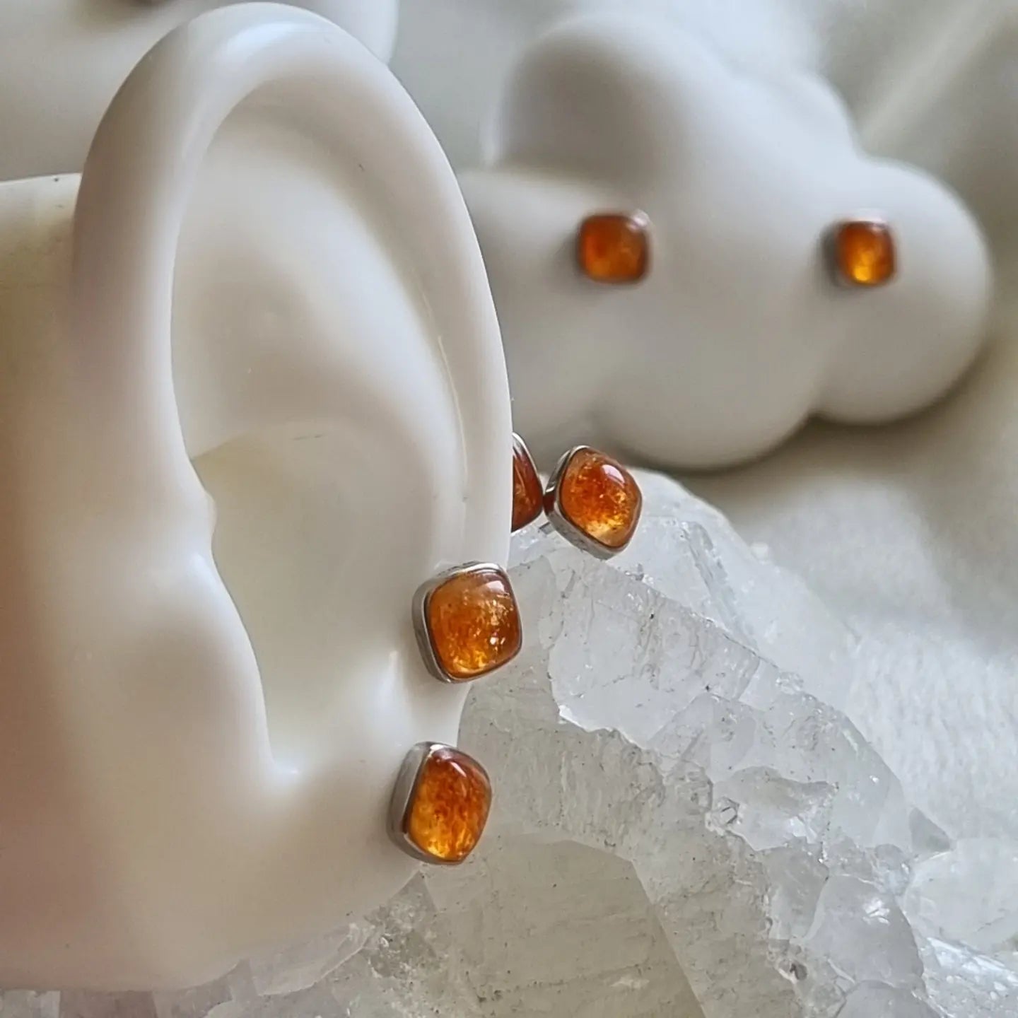 Golden Sunstone Earstud