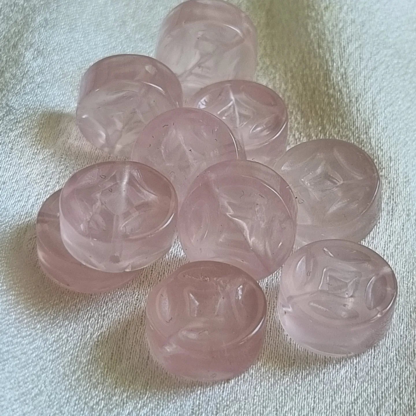 Rose Quarte Coin Charm